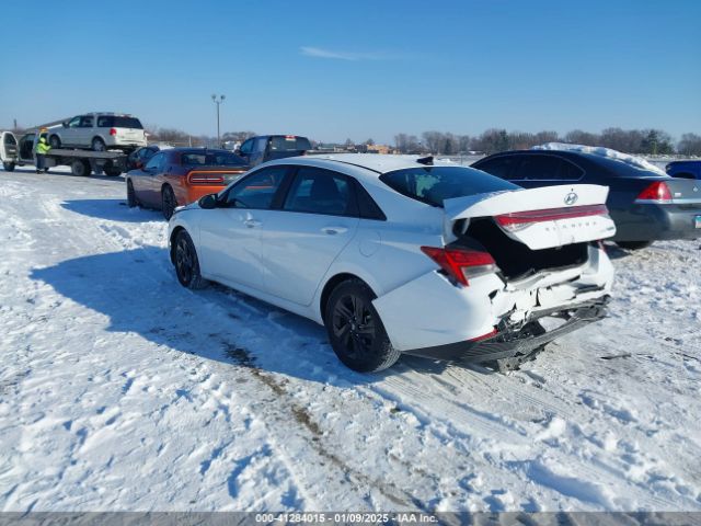 KMHLM4AJ2PU083249 Hyundai Elantra Hybrid Blue