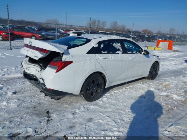 KMHLM4AJ2PU083249 Hyundai Elantra Hybrid Blue