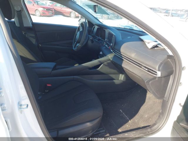 KMHLM4AJ2PU083249 Hyundai Elantra Hybrid Blue
