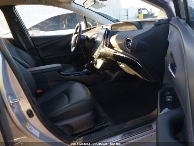 JTDKARFP6H3042875 Toyota Prius Prime Premium