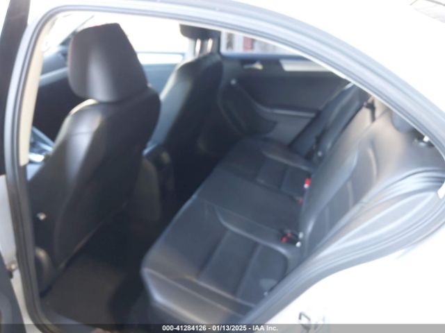 3VWD17AJ9EM320448 Volkswagen Jetta 1.8t Se