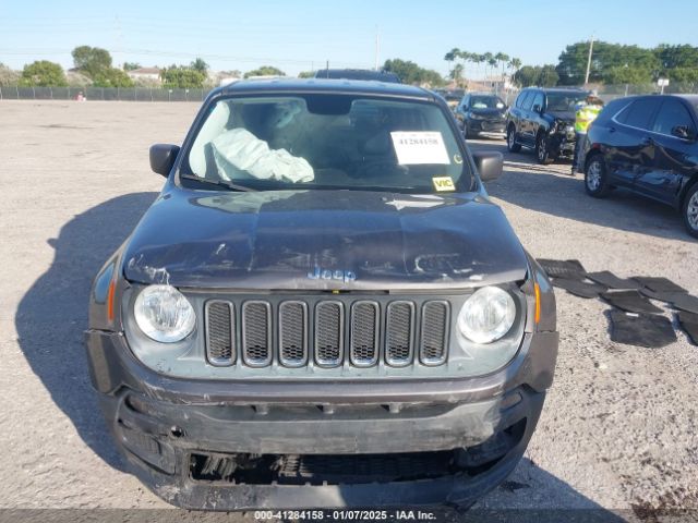 ZACCJAAT9GPD04442 Jeep Renegade Sport