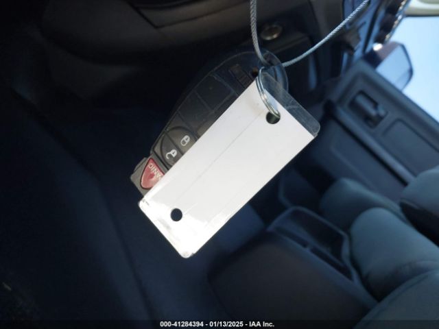 1C6RR7KM6GS277201 RAM 1500 Tradesman