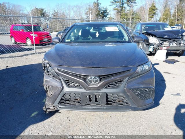 4T1G11BK2MU045452 Toyota Camry Se Awd
