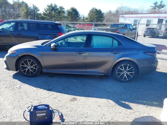 4T1G11BK2MU045452 Toyota Camry Se Awd