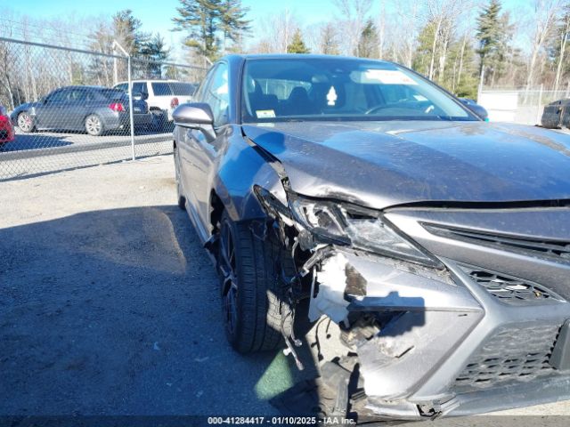 4T1G11BK2MU045452 Toyota Camry Se Awd