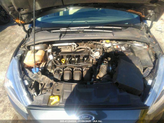 1FADP3F24HL341621 Ford FOCUS SE