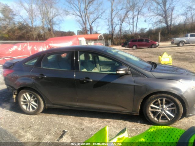 1FADP3F24HL341621 Ford FOCUS SE