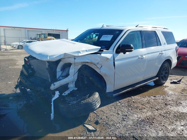 1FMJU1RT0NEA35624 Ford Expedition Timberline