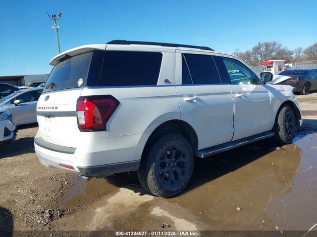 1FMJU1RT0NEA35624 Ford Expedition Timberline
