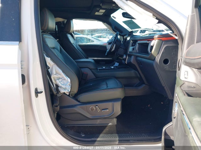 1FMJU1RT0NEA35624 Ford Expedition Timberline