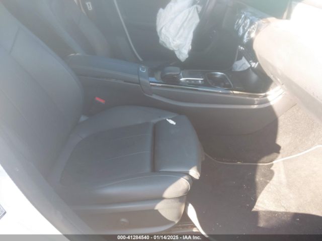 2022 MERCEDES-BENZ CLA 250 COUPE W1K5J4HB4NN288797 Photo 4