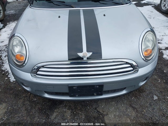 2008 MINI COOPER WMWMF33528TT59530 Photo 5