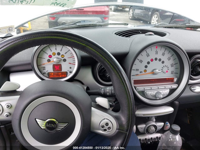 2008 MINI COOPER WMWMF33528TT59530 Photo 6