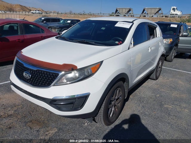KIA Sportage Lx 2015 KNDPB3AC9F7765792 Image 2