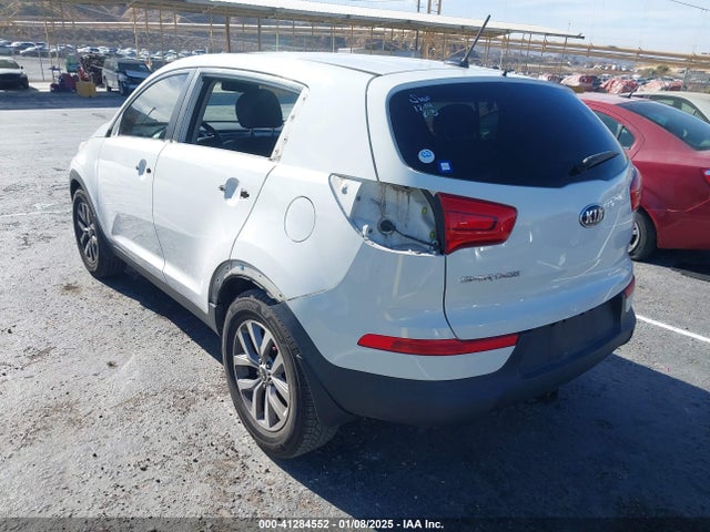KIA Sportage Lx 2015 KNDPB3AC9F7765792 Image 3
