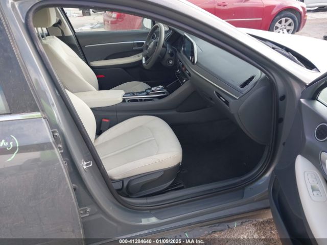 KMHL24JA1PA276838 Hyundai SONATA SE