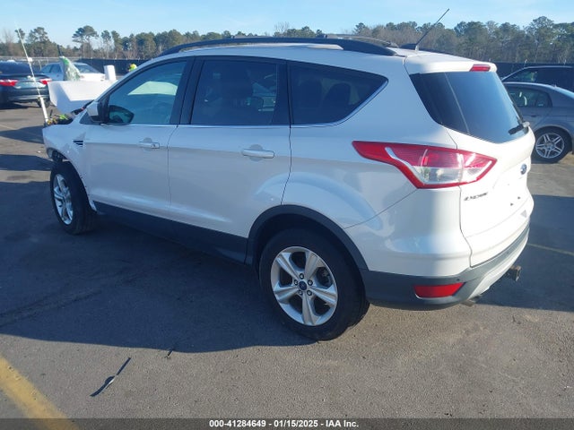 Ford ESCAPE SE 2014 1FMCU0G91EUB83412 Image 3