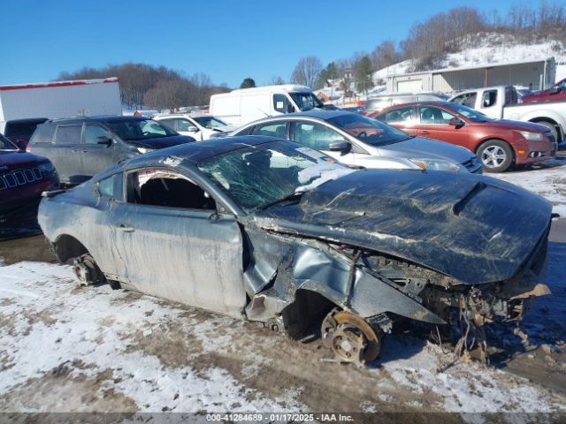 1FA6P8AM1G5205447 Ford Mustang V6