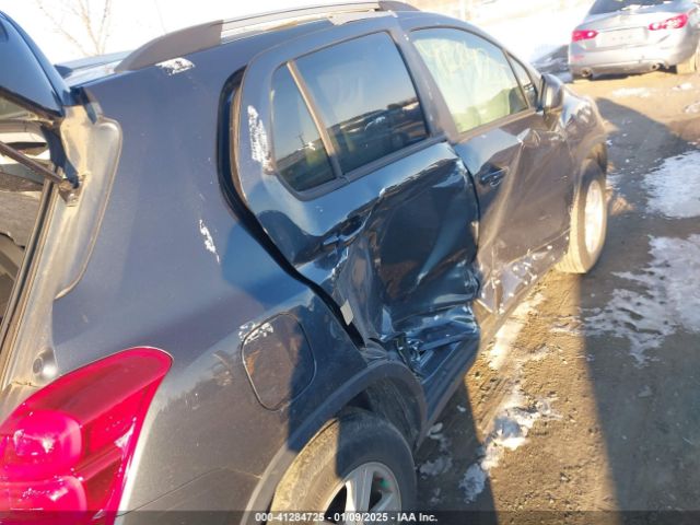 KL7CJPSM3MB370434 Chevrolet Trax Awd Lt
