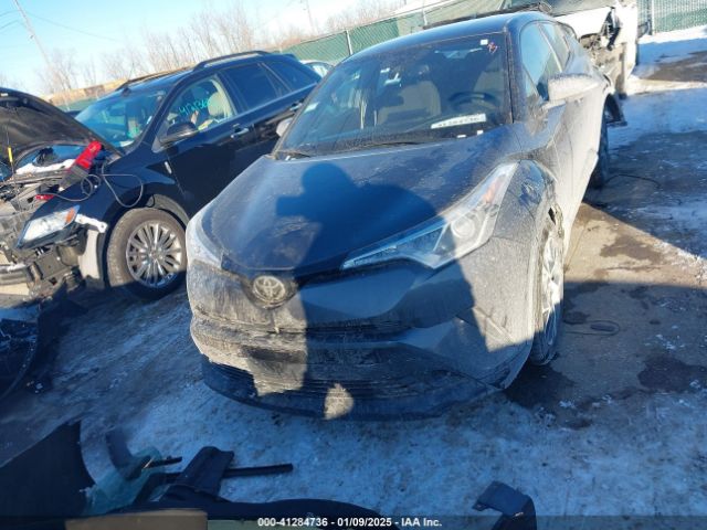 NMTKHMBX9JR049424 Toyota C-HR XLE