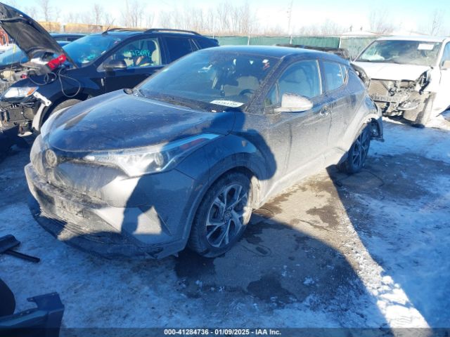 NMTKHMBX9JR049424 Toyota C-HR XLE