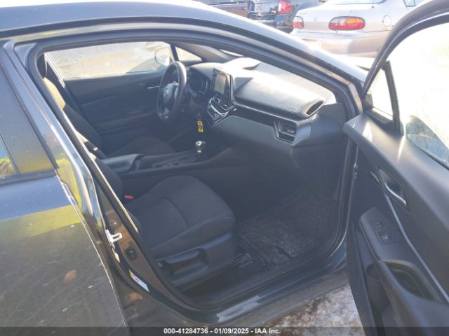 NMTKHMBX9JR049424 Toyota C-HR XLE