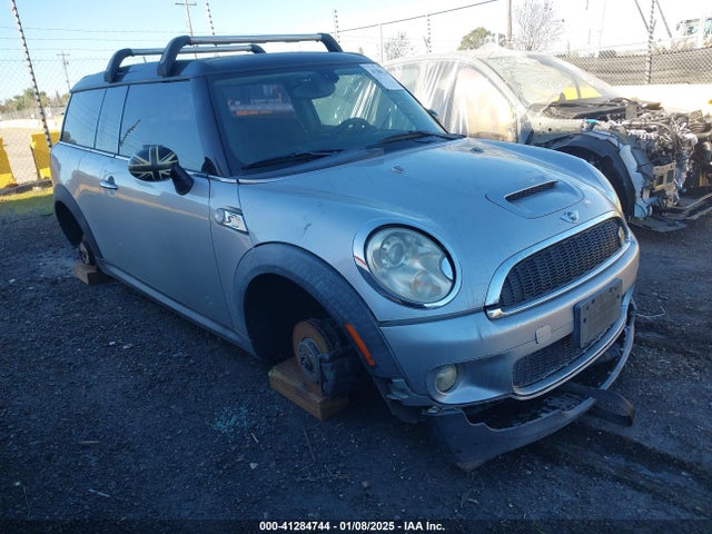 2009 MINI COOPER S CLUBMAN WMWMM33579TP73734 Photo 0