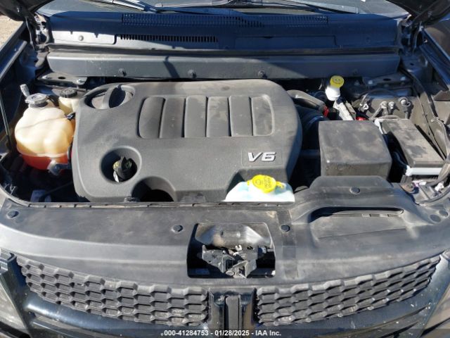 3C4PDCGG2JT516288 Dodge Journey Crossroad