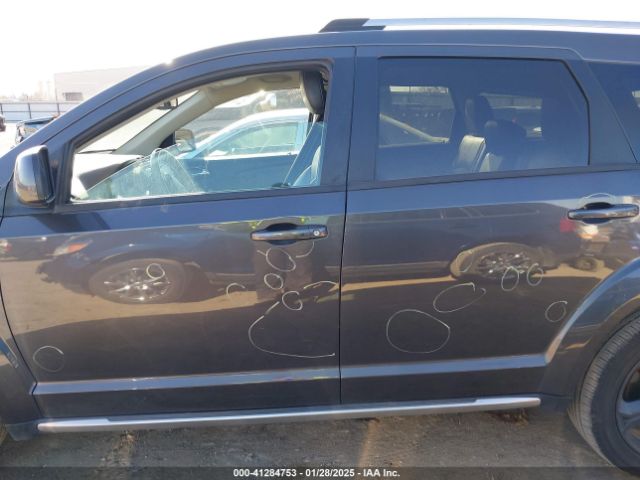 3C4PDCGG2JT516288 Dodge Journey Crossroad