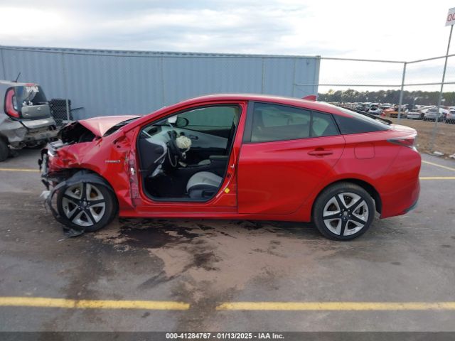 JTDKARFU4H3540949 Toyota Prius Three Touring