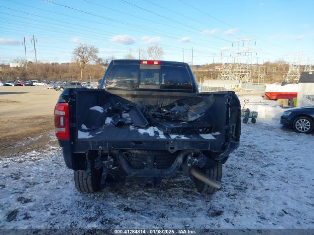 3C6UR5FJ8NG171013 RAM 2500 Laramie  4x4 6'4 Box