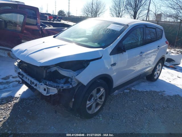 1FMCU9GXXGUB93569 Ford ESCAPE SE