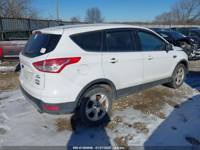 1FMCU9GXXGUB93569 Ford ESCAPE SE