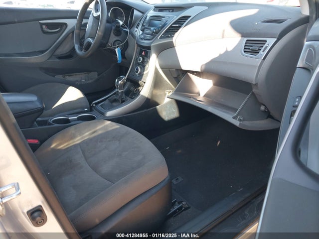 Hyundai ELANTRA SE 2014 5NPDH4AE7EH465459 Image 5
