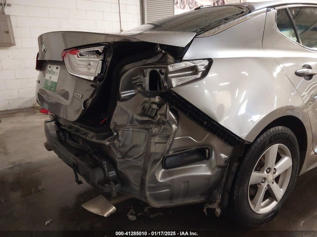 5XXGM4A70FG426848 KIA Optima Lx