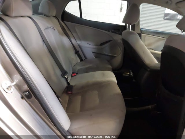 5XXGM4A70FG426848 KIA Optima Lx
