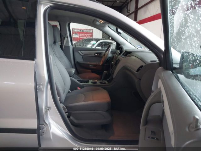 1GNKRFEDXGJ205706 Chevrolet Traverse Ls
