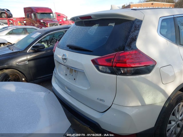 Nissan ROGUE S 2017 JN8AT2MV6HW012597 Image 16