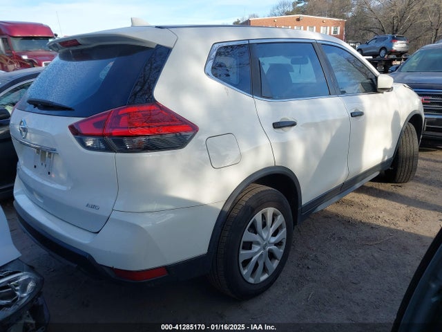 Nissan ROGUE S 2017 JN8AT2MV6HW012597 Image 4