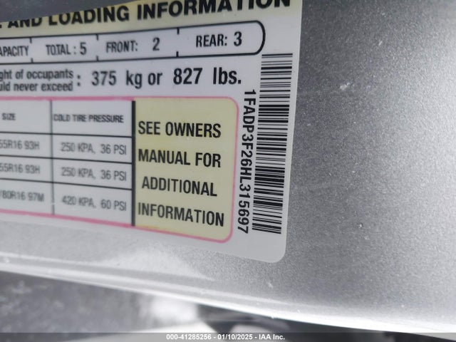 Ford FOCUS SE 2017 1FADP3F26HL315697 Image 9