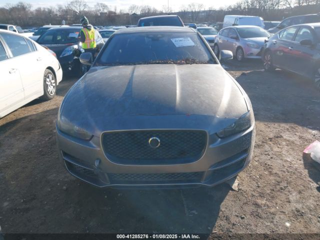 SAJAK4BV2HCP15615 Jaguar Xe 35t Prestige