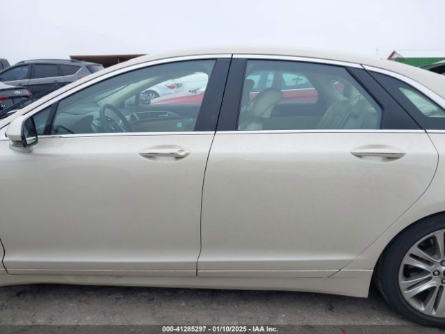 3LN6L2GK4ER828656 Lincoln MKZ