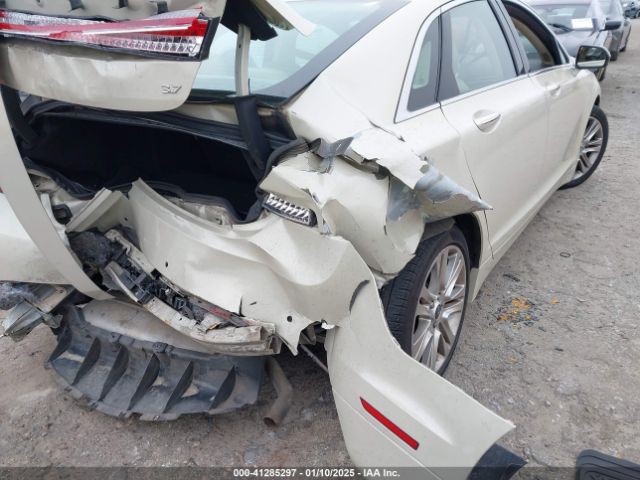 3LN6L2GK4ER828656 Lincoln MKZ