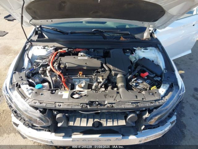 1HGCV3F96JA014262 Honda Accord Hybrid Touring