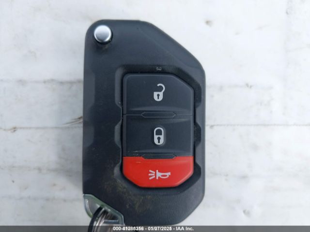 1C4JJXP69PW699155 Jeep Wrangler 4xe Sahara 4x4