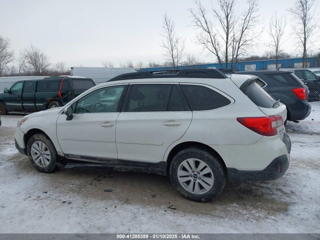 Subaru Outback 2.5i Premium 2019 4S4BSAFC4K3321854 Image 14