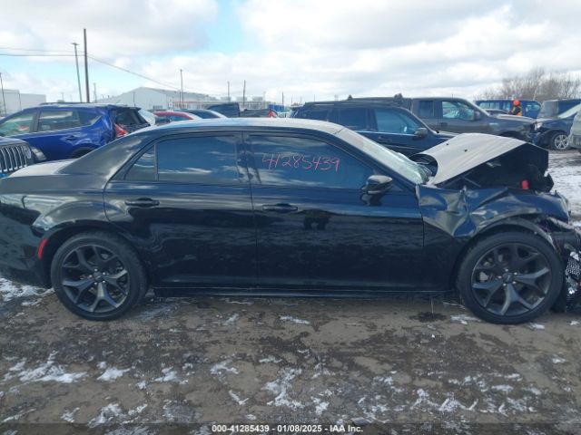 2C3CCADG6PH613901 Chrysler 300 Touring L