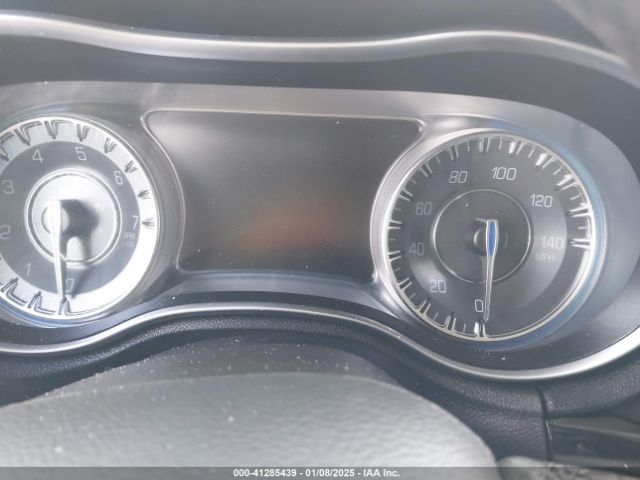 2C3CCADG6PH613901 Chrysler 300 Touring L