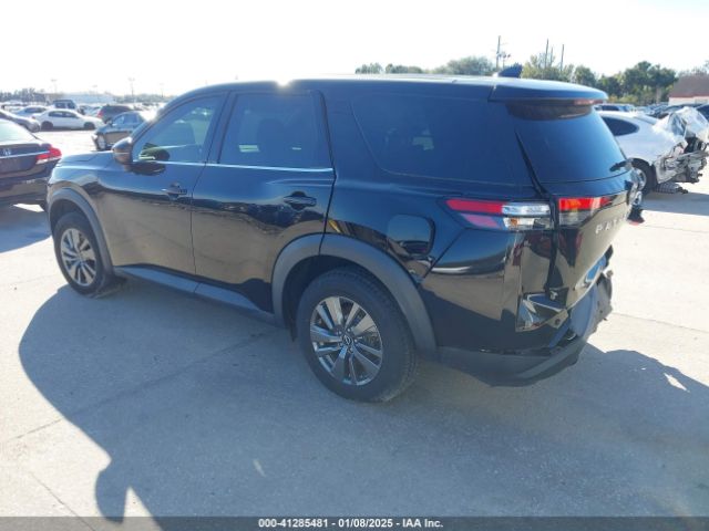 5N1DR3AA1NC201021 Nissan Pathfinder S 2wd